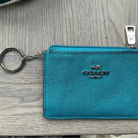 Coach mini Skinny ID case - Picture 2 of 5